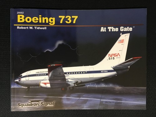 Boeing 737 the gate - 737,